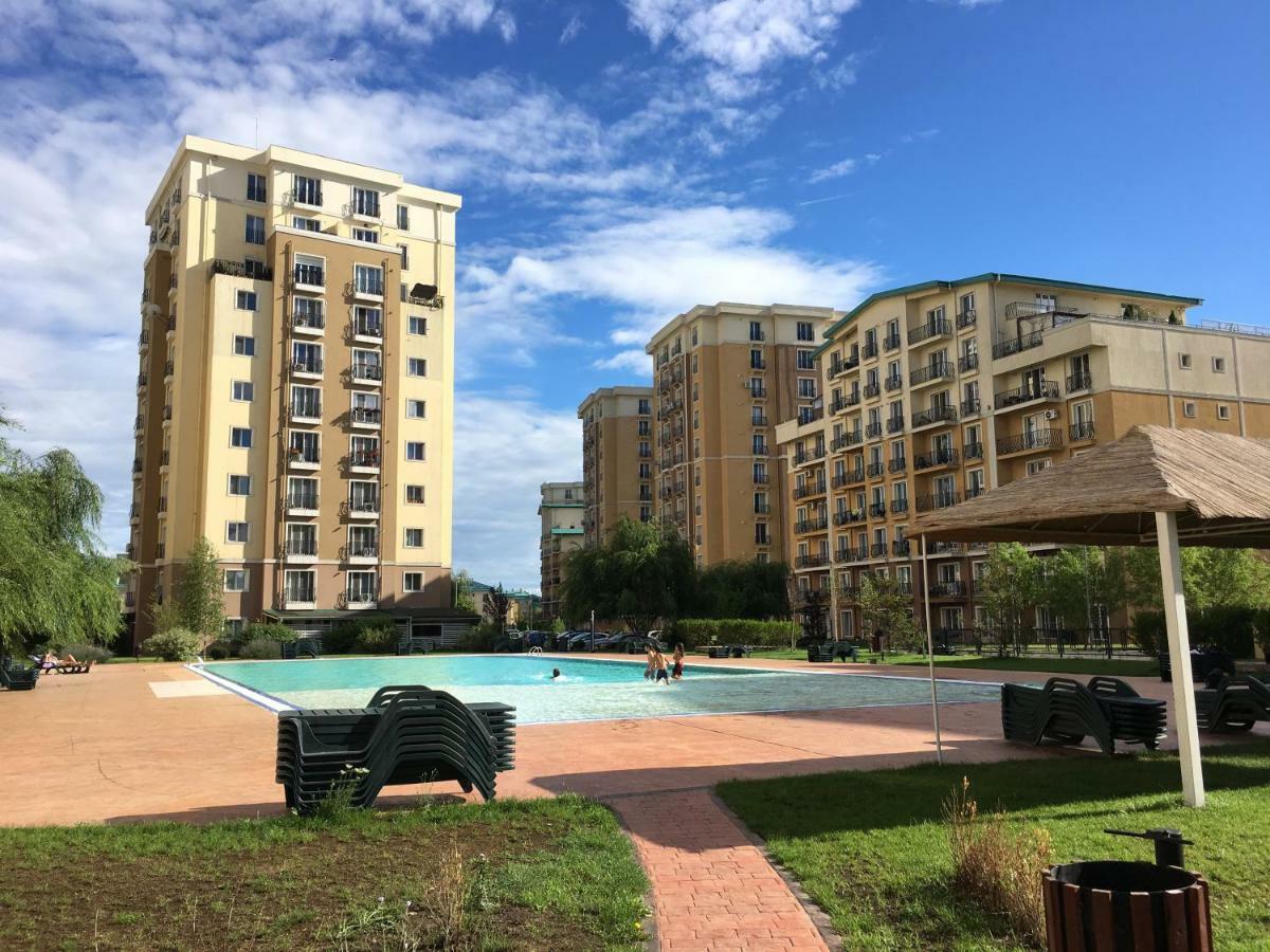 Luxury Apartment With Pool In North Bucharest Cretuleasca Eksteriør billede