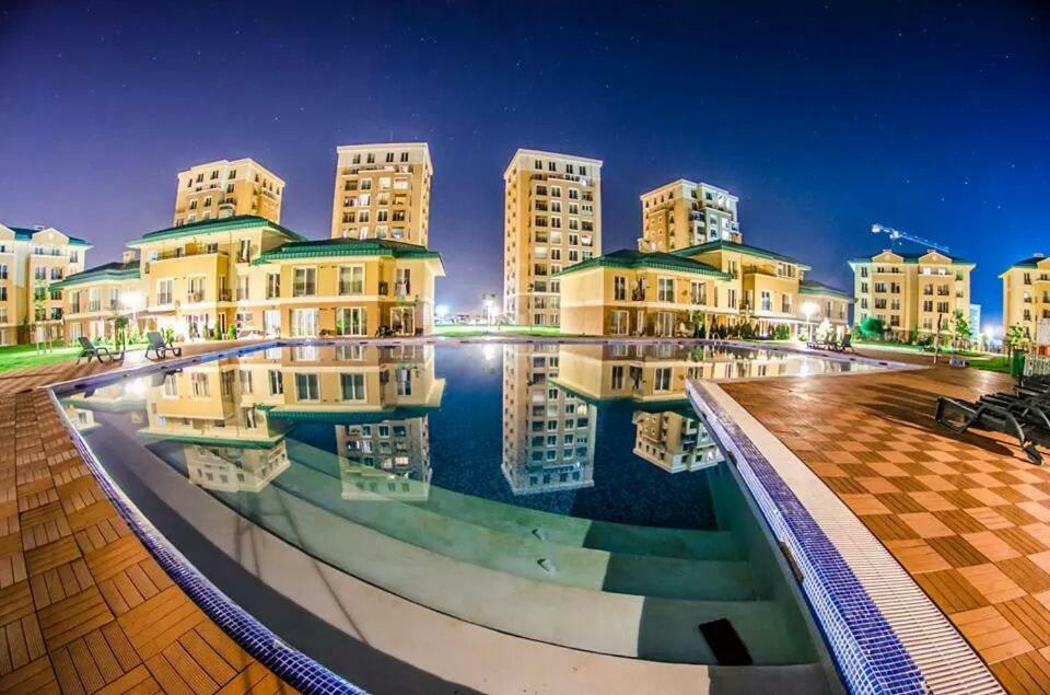 Luxury Apartment With Pool In North Bucharest Cretuleasca Eksteriør billede